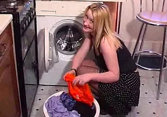 content/joleighvid02kitch/0.jpg