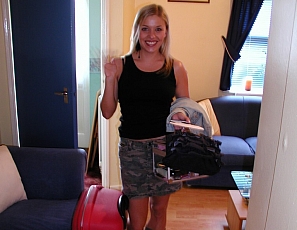 content/karen-bts/4.jpg